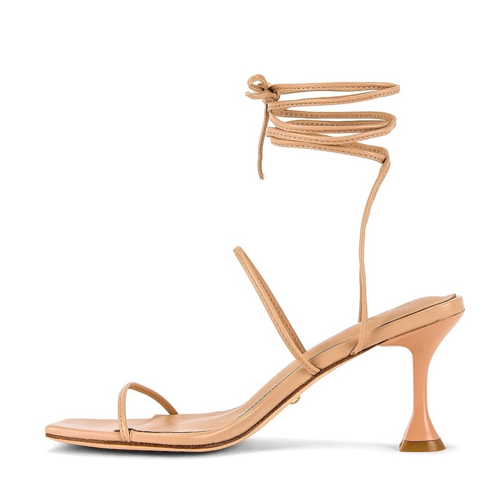 RAYE lace up heel 👡